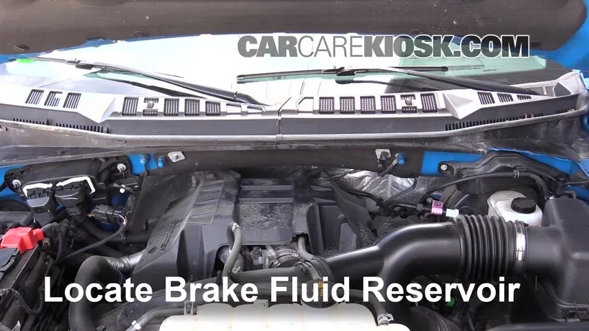 2015 Ford F-150 XL 2.7L V6 Turbo Extended Cab Pickup Líquido de frenos